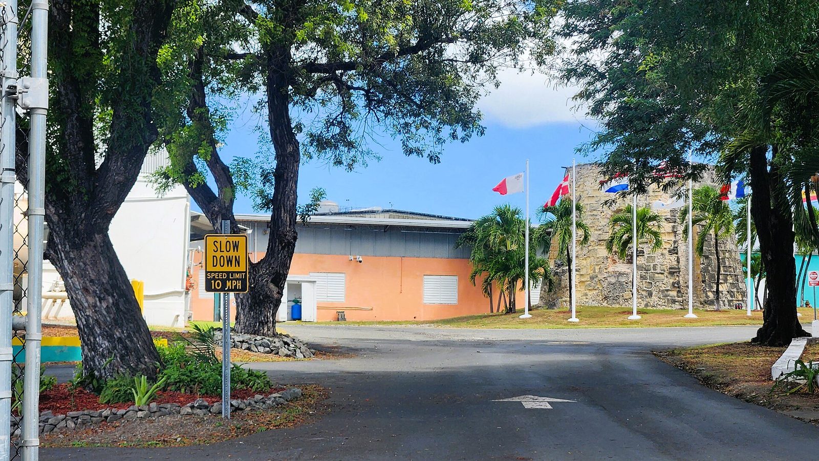 A stone rum sugar mill